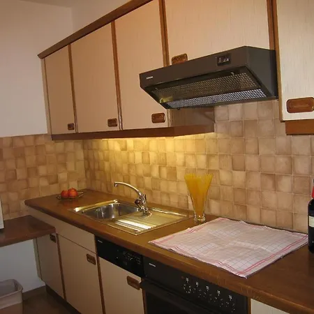 Jakob, Apartmán
